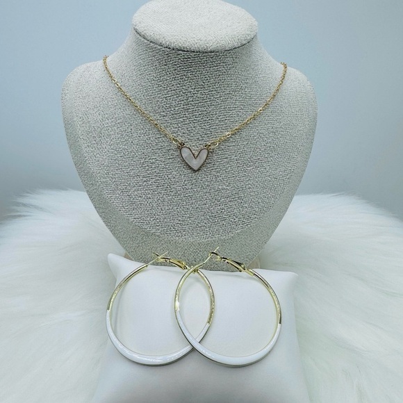 Sweetheart Necklace and Hoop Earring Bundle - Picture 4 of 4